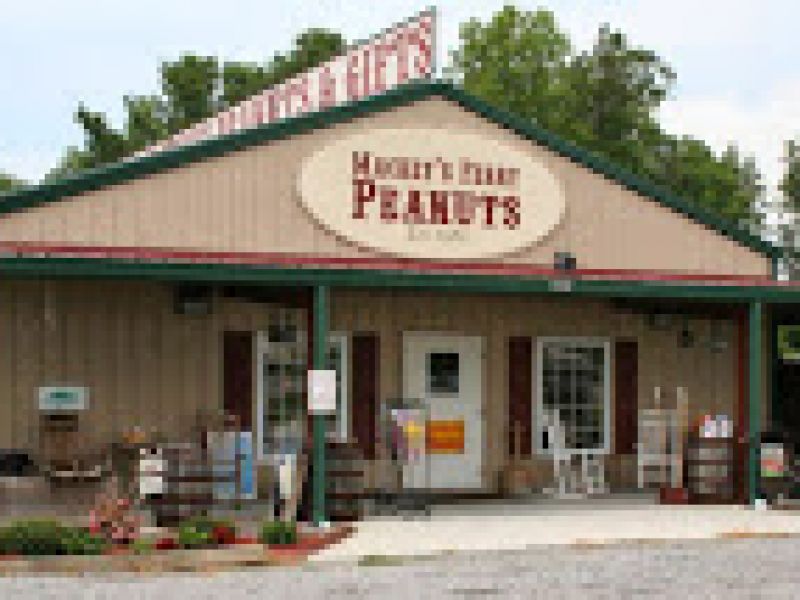Mackey’s Ferry Peanuts & Gifts