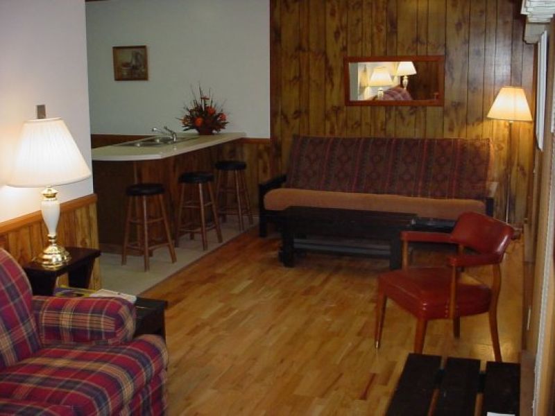 Pine Valley Motel | VisitNC.com