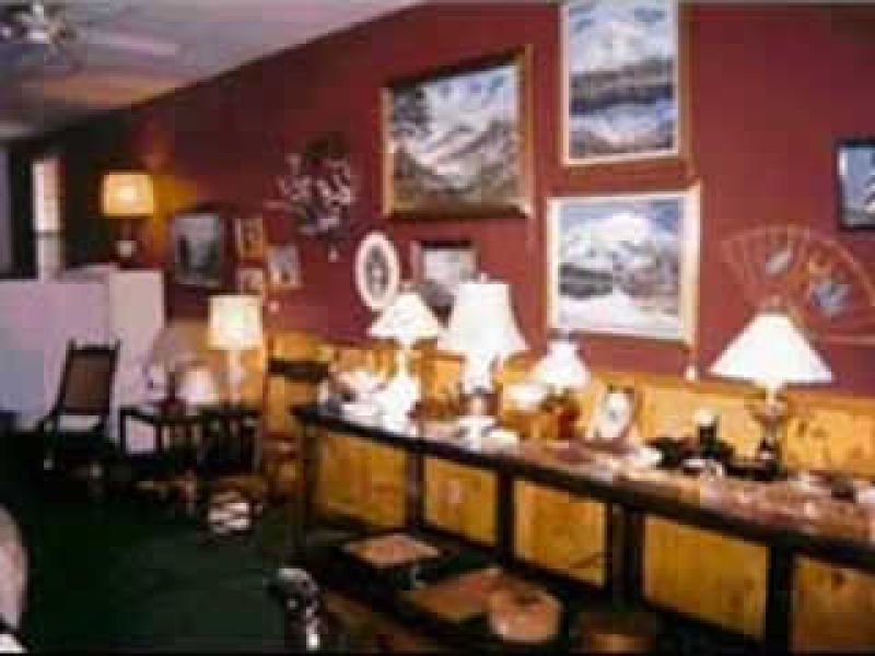 Emma’s Handmades & Antiques