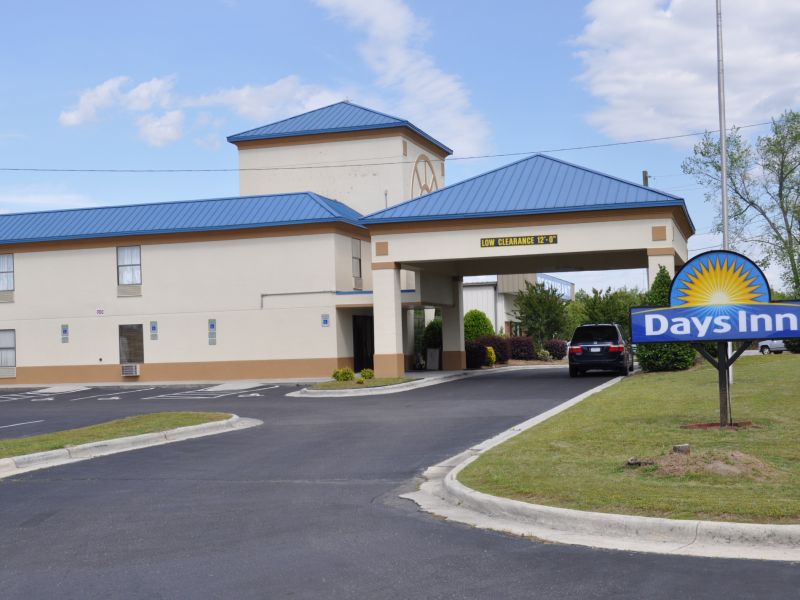 Days Inn - Selma | VisitNC.com