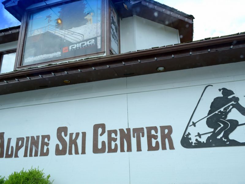 Alpine Ski Center