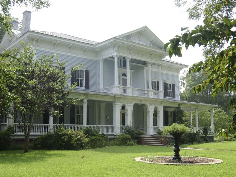 Elmwood 1820 Bed & Breakfast Inn | VisitNC.com