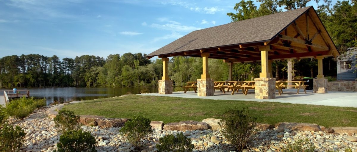 Beautiful outdoor picnic pavilion overlooking Lake Rogers.