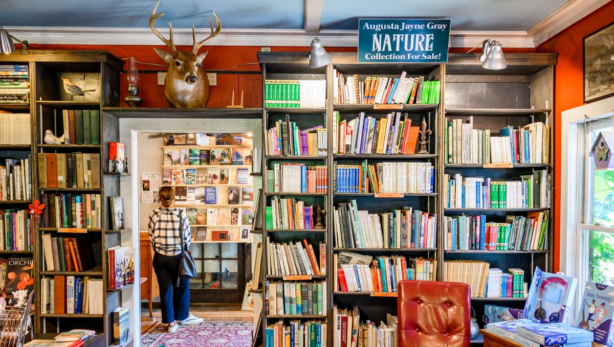 interior of Little Switzerland Books and Beans