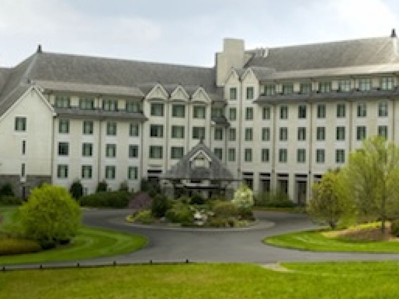 https://asset---north-carolina.bldg15.net/img/5/0/50e09f00-0461-4246-a901-7fb97ccc253e/stay_inoonbiltmoreestate-fit(800,600).e61d4d1d.jpg