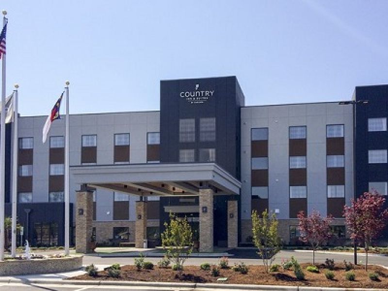 Country Inn & Suites | VisitNC.com