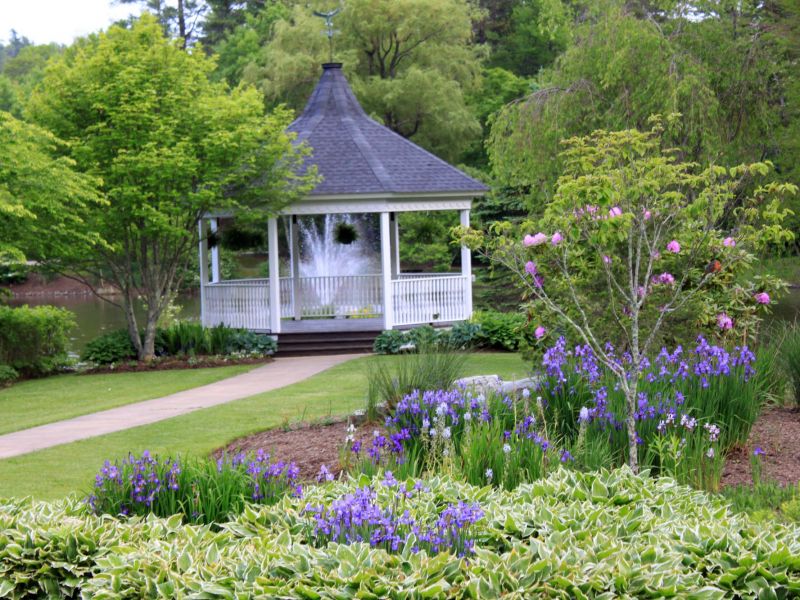 Broyhill Park and Mayview Lake