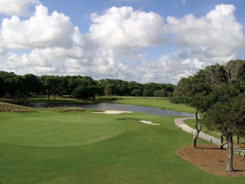 Oak Island Golf Club