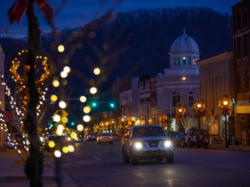 Marion New Year's Eve Gold Nugget Drop!