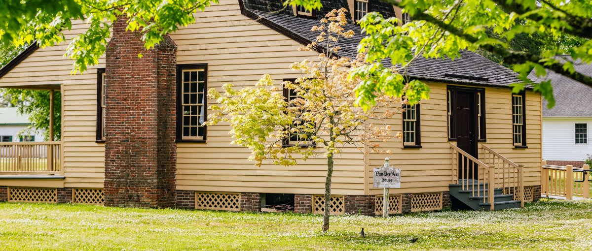 Exterior of the Van Der Veer House, formerly home to the founder of the Bank of Washington, NC.