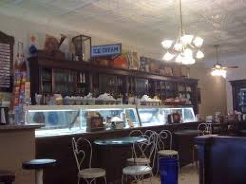 S & T’s Soda Shoppe