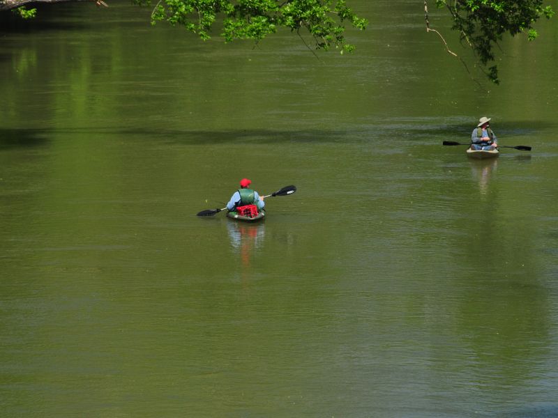Roaring River Canoe Rentals