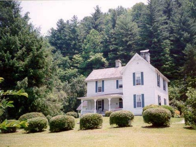 Key Falls Inn & Cabin