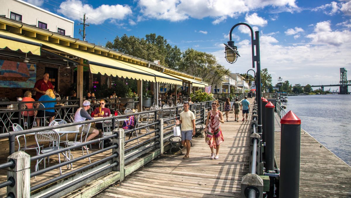 southport nc restaurant in safe haven