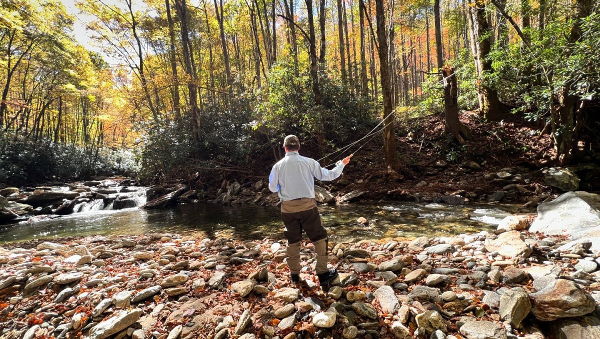 @headwaters_outfitters