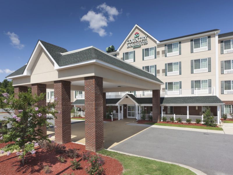 Country Inn & Suites